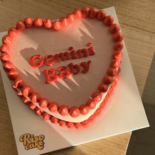 Load image into Gallery viewer, Simple Pom Pom Cake (Round/Heart)
