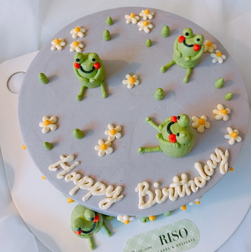 Frog Picnic Time Cake